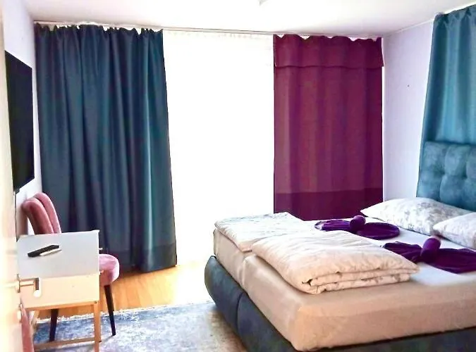 بيت للعطل Alpen Panorama View Luxury House With Garden